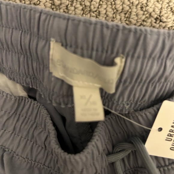 Never worn Brand new cargo shorts - Picture 2 of 5